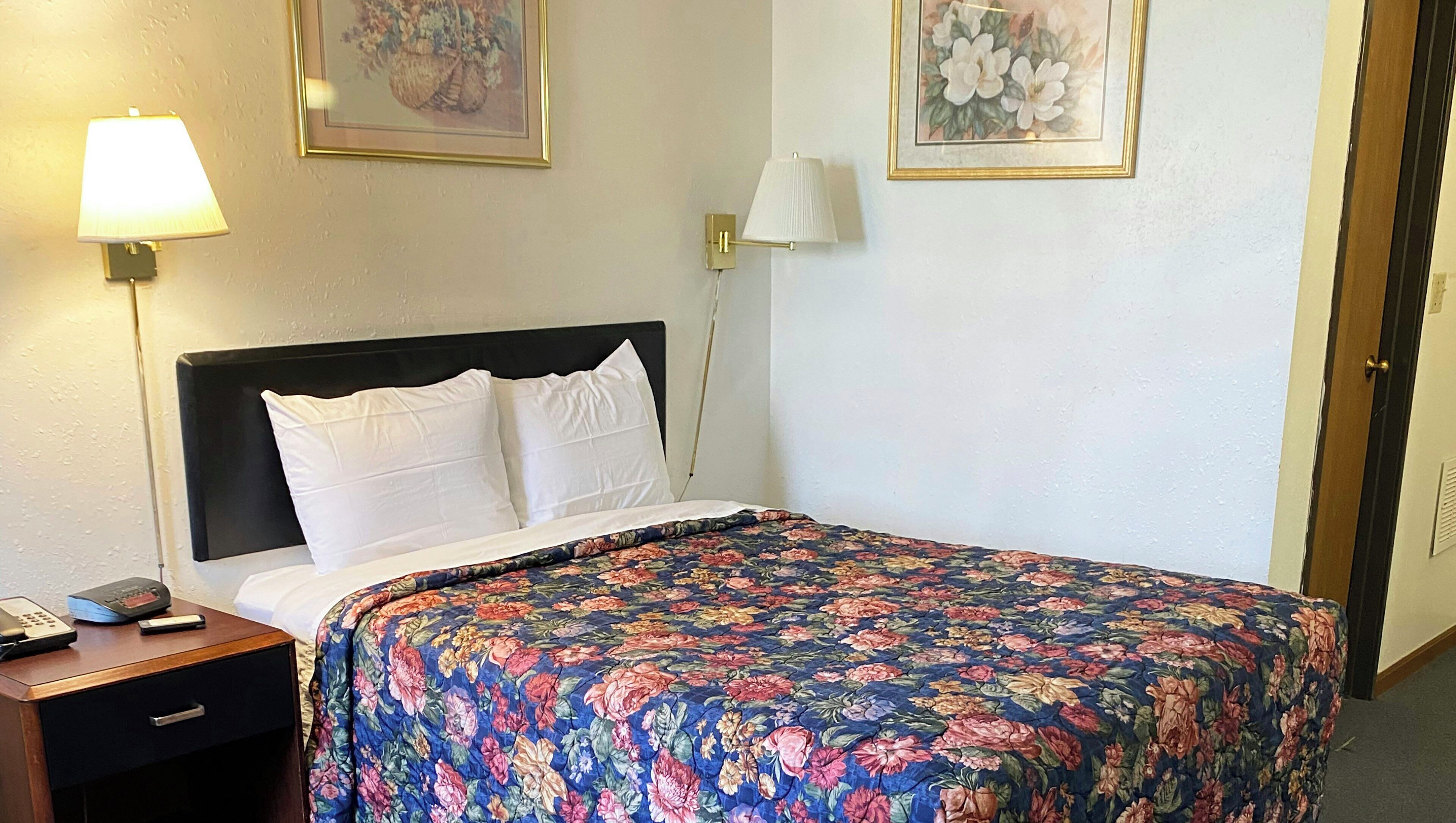 Desk, free WiFi, bed sheets