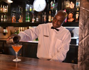 Bar (on property) - Cresta Churchill (Bulawayo)