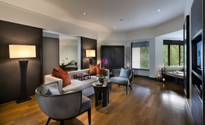 Club Executive Room (No Children Under 18 Allowed) | Living area | LED TV, iPod dock, MP3 dock
