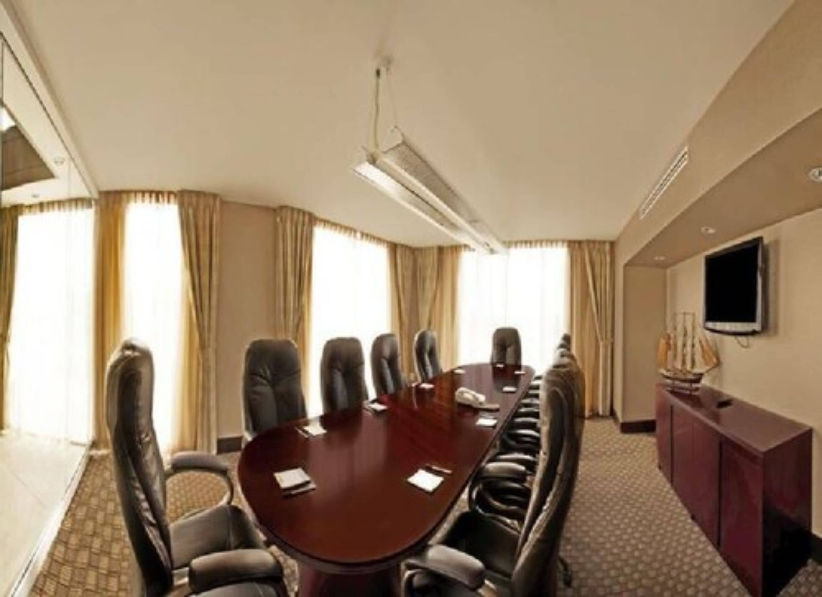 Photo - Comfort Inn & Conference Centre Toronto Airport