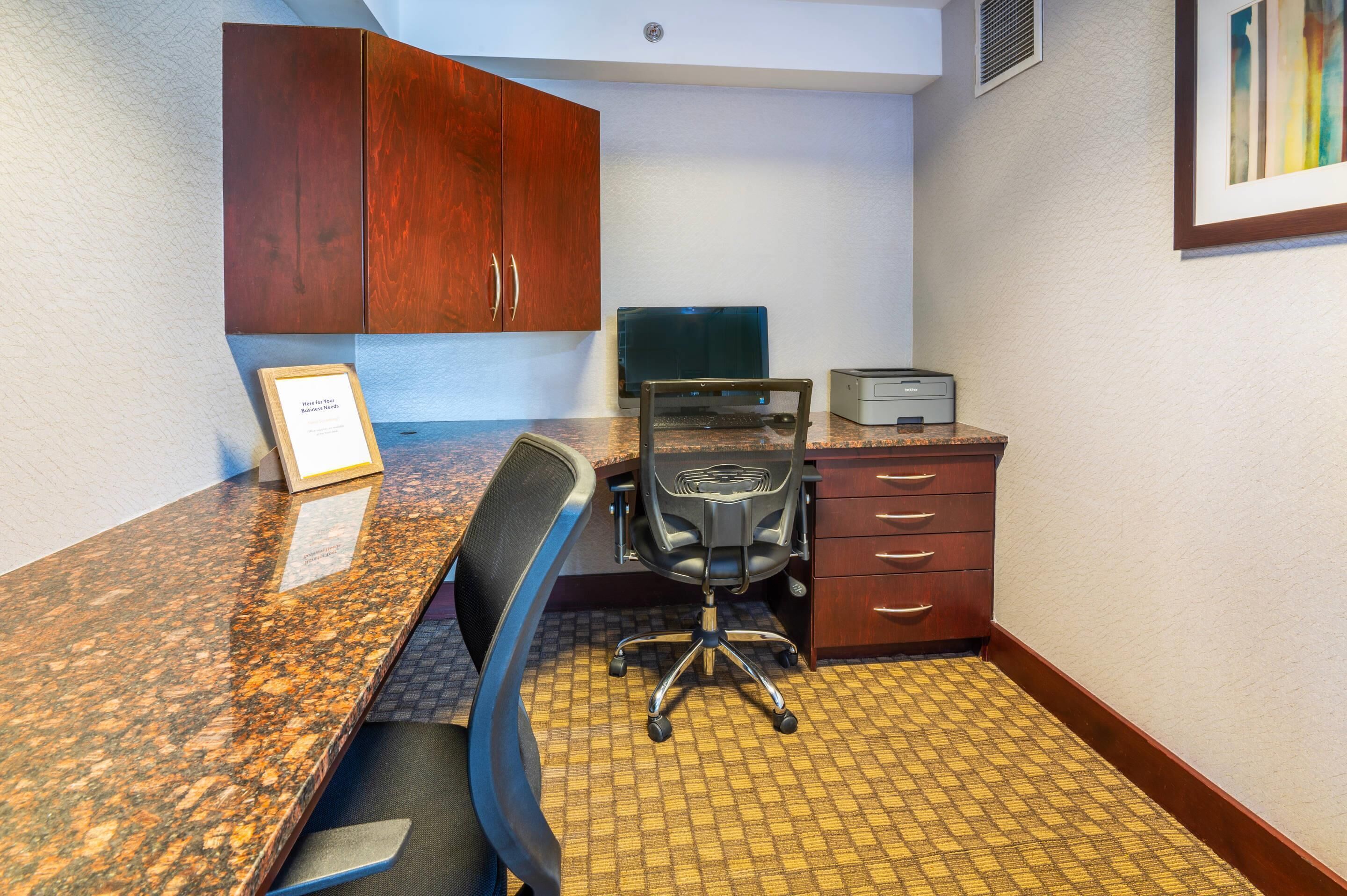 Photo - Comfort Inn & Conference Centre Toronto Airport