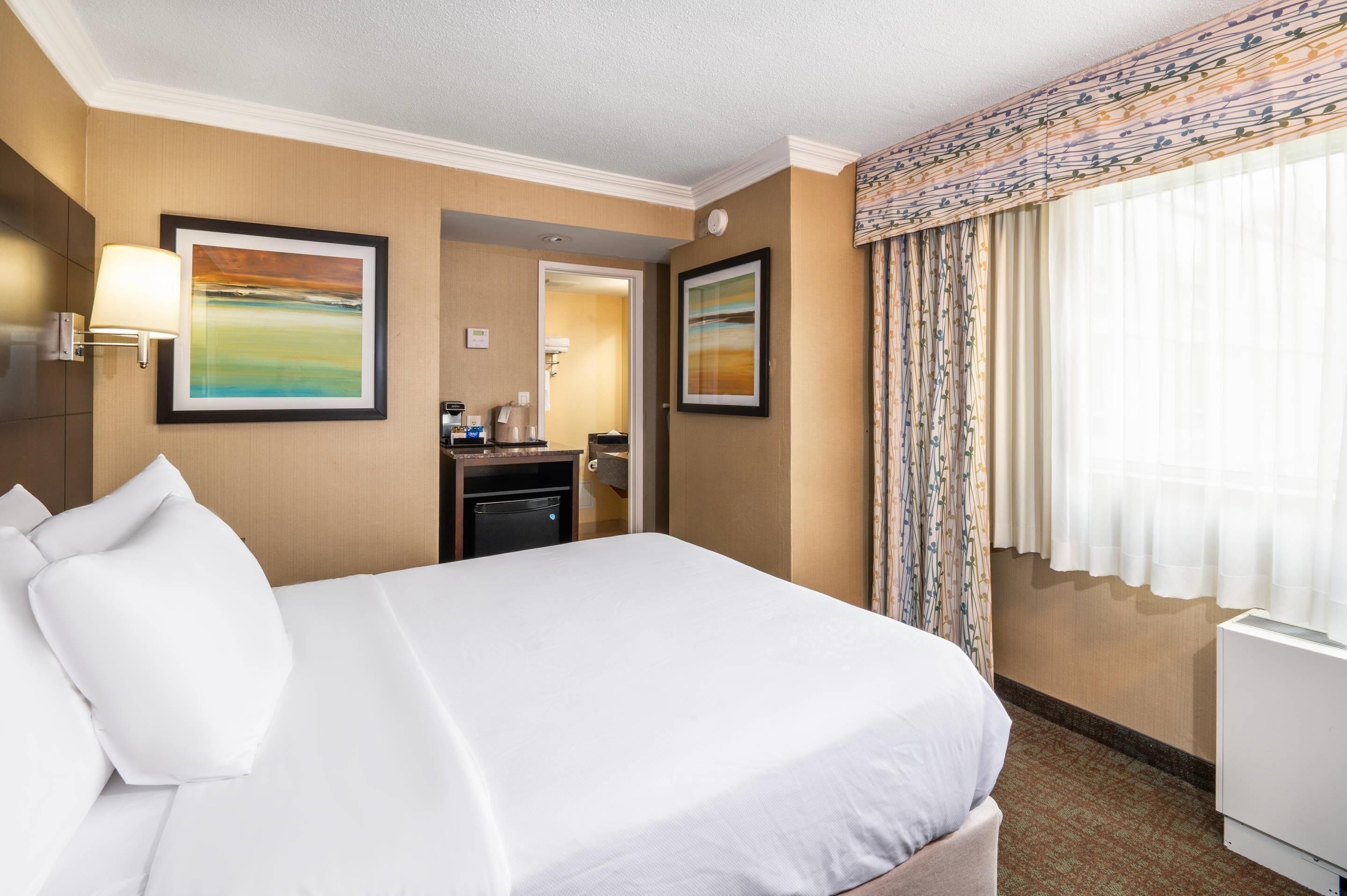Photo - Comfort Inn & Conference Centre Toronto Airport