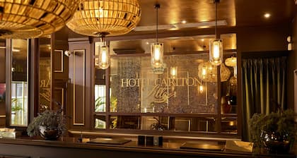Hotel Carlton