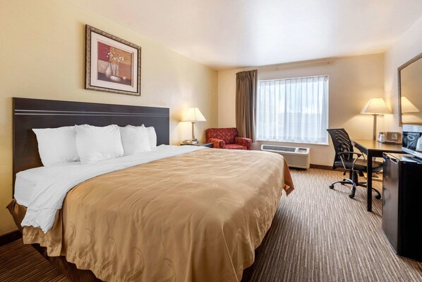 Pillowtop-Betten, Schreibtisch, laptopgeeigneter Arbeitsplatz