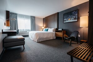 1 bedroom, premium bedding, down comforters, in-room safe
