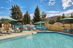 Indoor pool, outdoor pool, open 6:00 AM to 11:00 PM, pool umbrellas - Hotel Thaynes, Park City, a Tribute Portfolio Hotel (Park City)