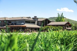 บริเวณภายนอก