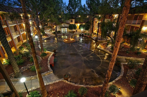 DoubleTree Suites by Hilton Tucson Airport