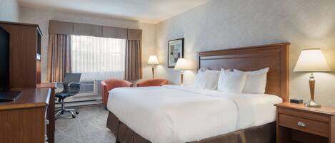 Standard Room, 1 King Bed, Non Smoking | Pillow-top beds, desk, soundproofing, iron/ironing board