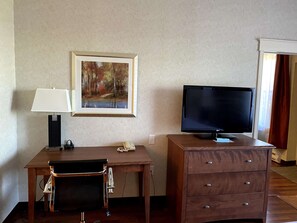 Pillowtop beds, desk, soundproofing, iron/ironing board