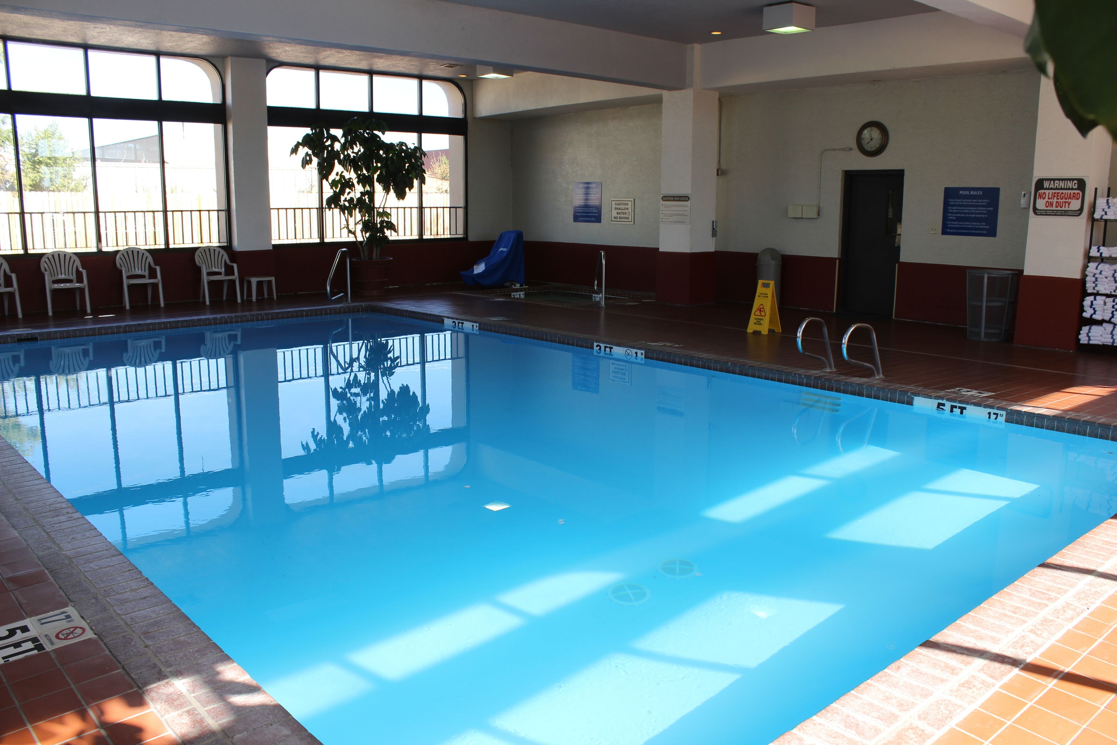 Indendørs pool