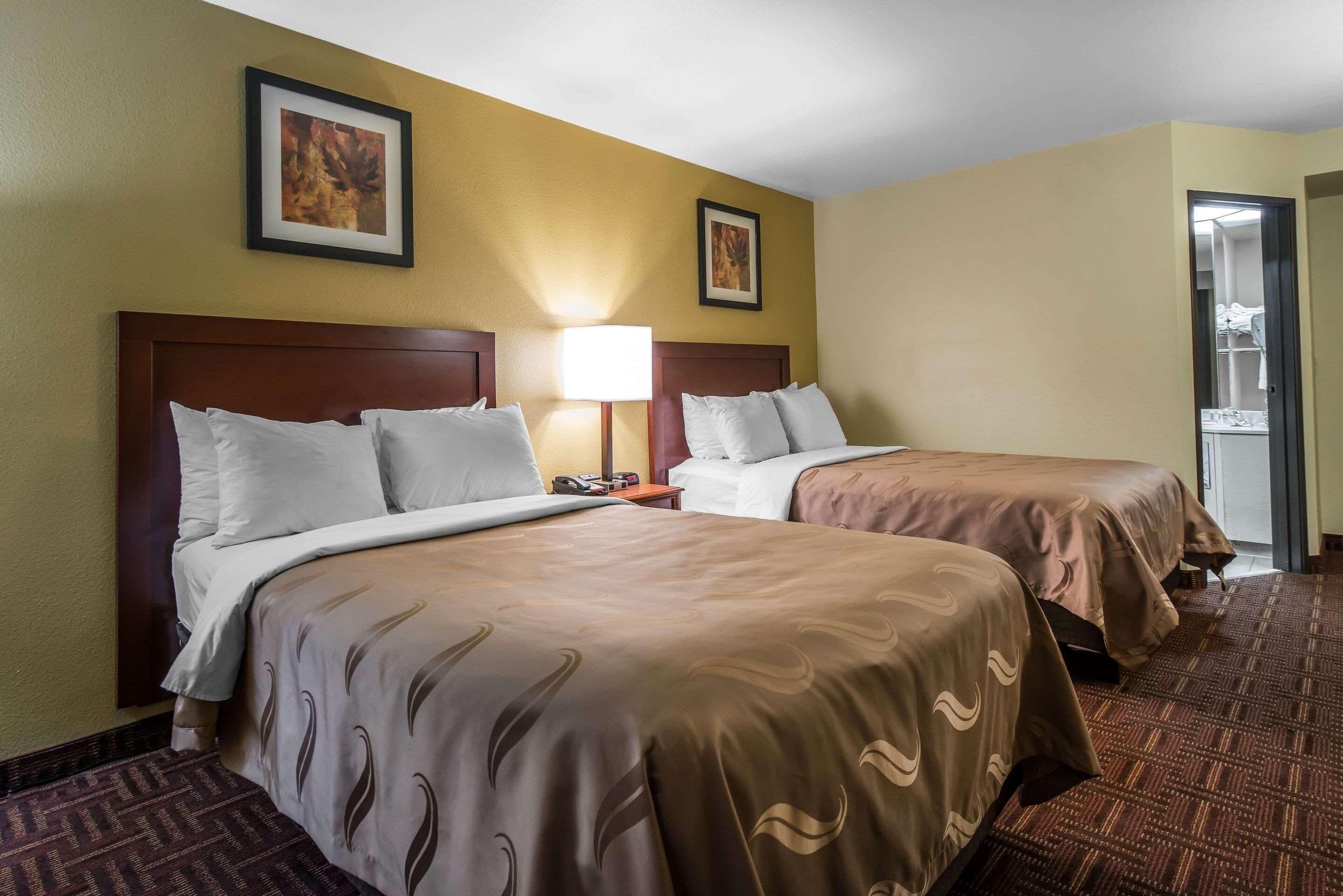 In-room safe, desk, iron/ironing board, free WiFi