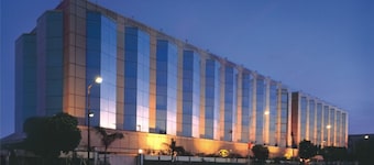 Ramada Plaza by Wyndham Palm Grove