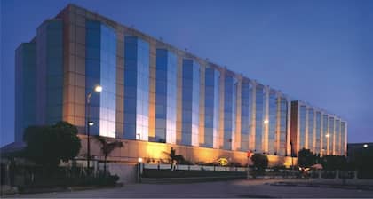 Ramada Plaza by Wyndham Palm Grove