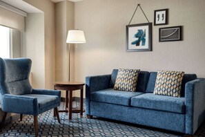 Presidential Suite, 1 King Bed, Non Smoking (Fallsview) | Down comforters, pillowtop beds, in-room safe, desk - Wyndham Grand Fallsview Hotel (Niagara Falls)