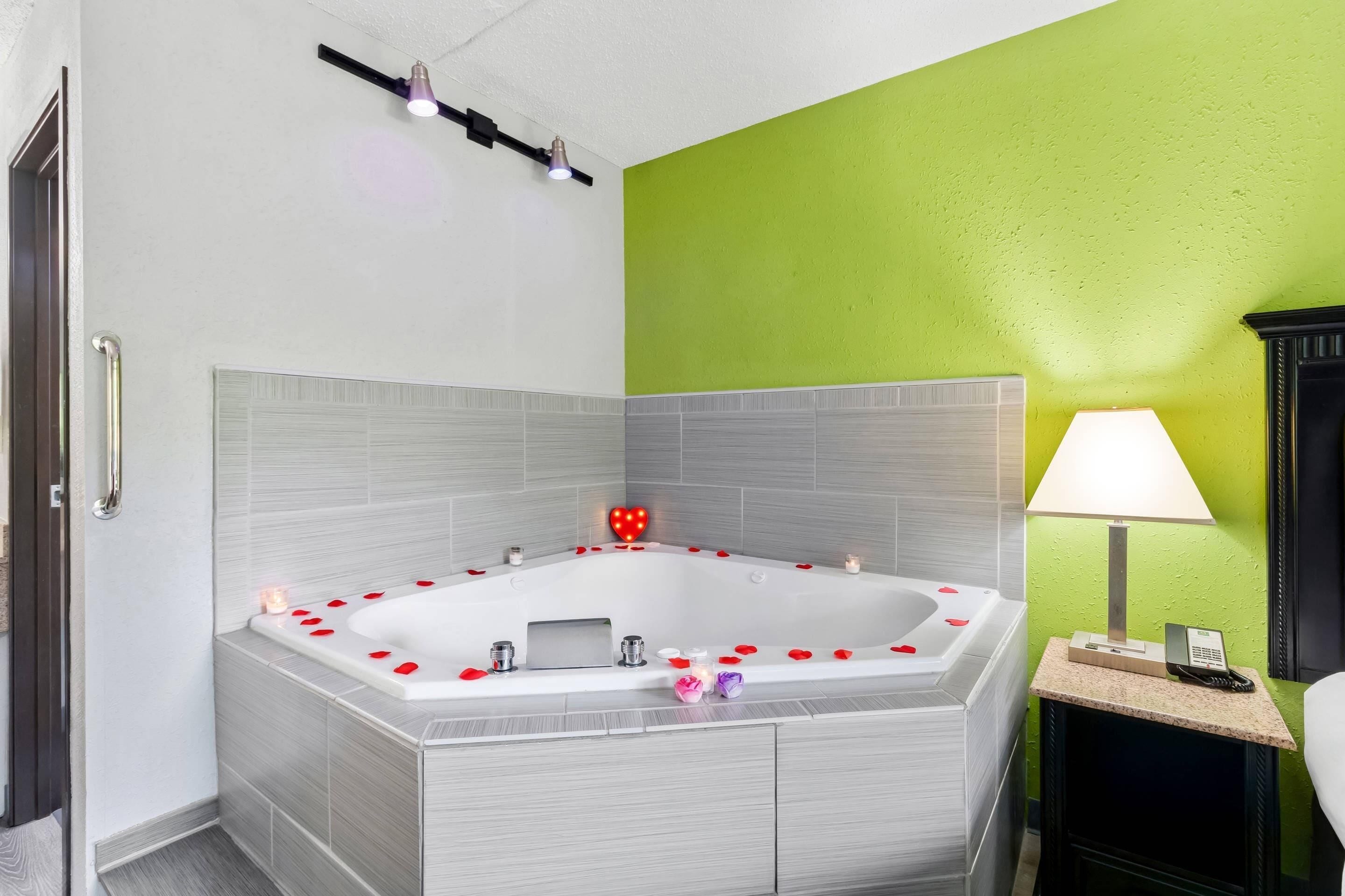In-room safe, desk, soundproofing, iron/ironing board