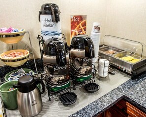 Buffet déjeuner gratuit