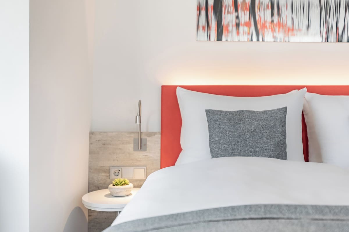 In-room safe, desk, soundproofing, iron/ironing board