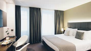 Premium bedding, minibar, in-room safe, desk