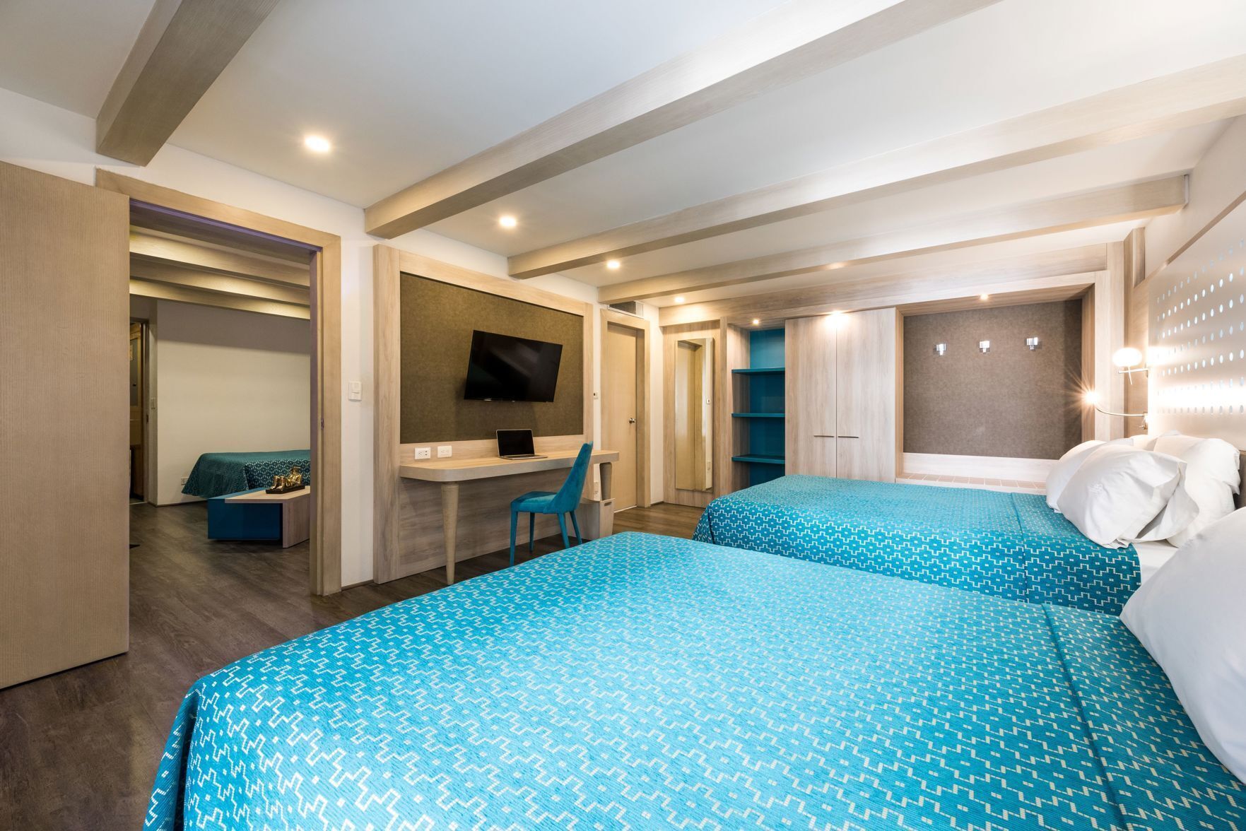 Coffres-forts dans les chambres, bureau