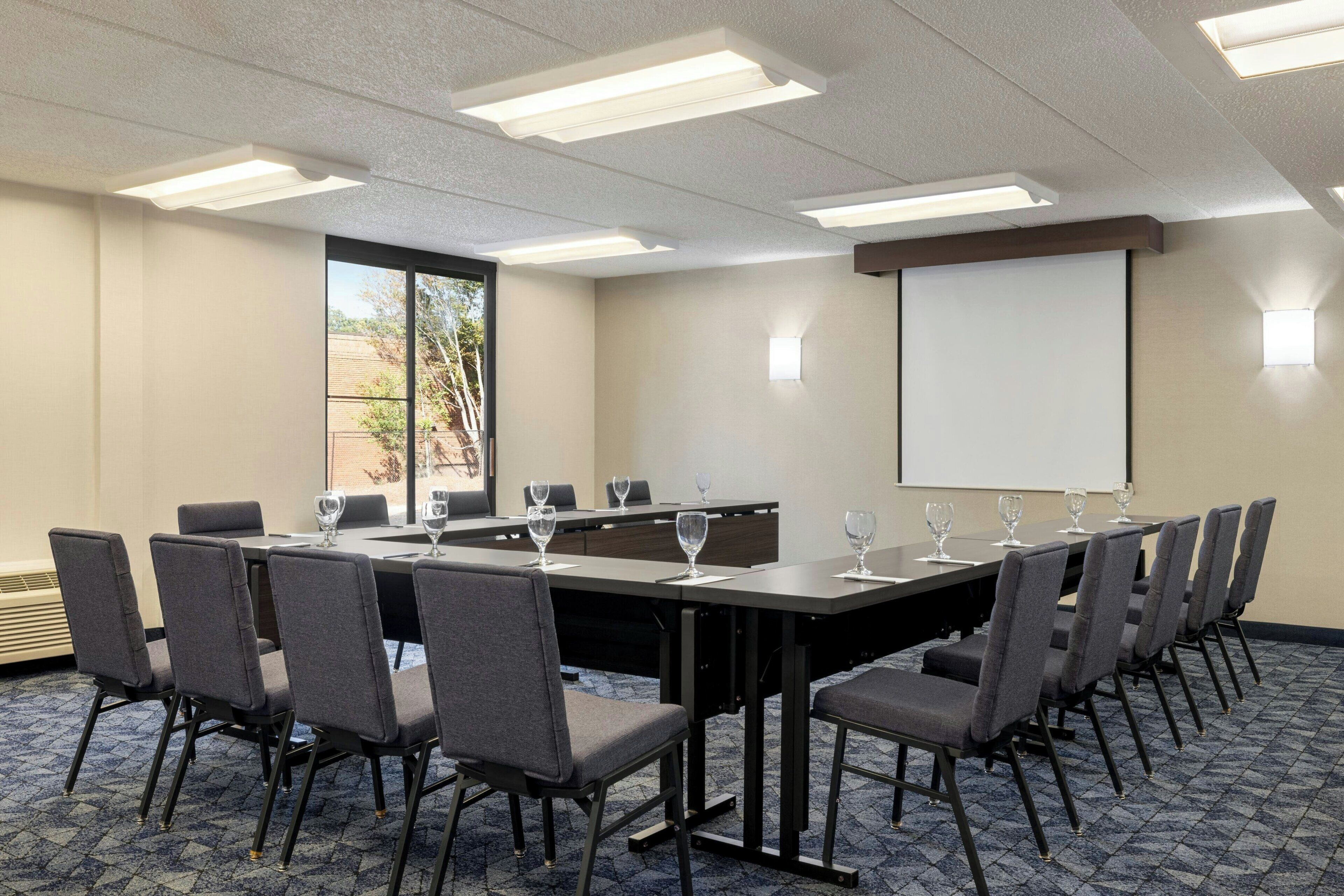 Foto - Courtyard by Marriott Atlanta Northlake