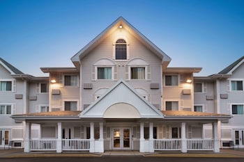 Travelodge Suites by Wyndham Moncton