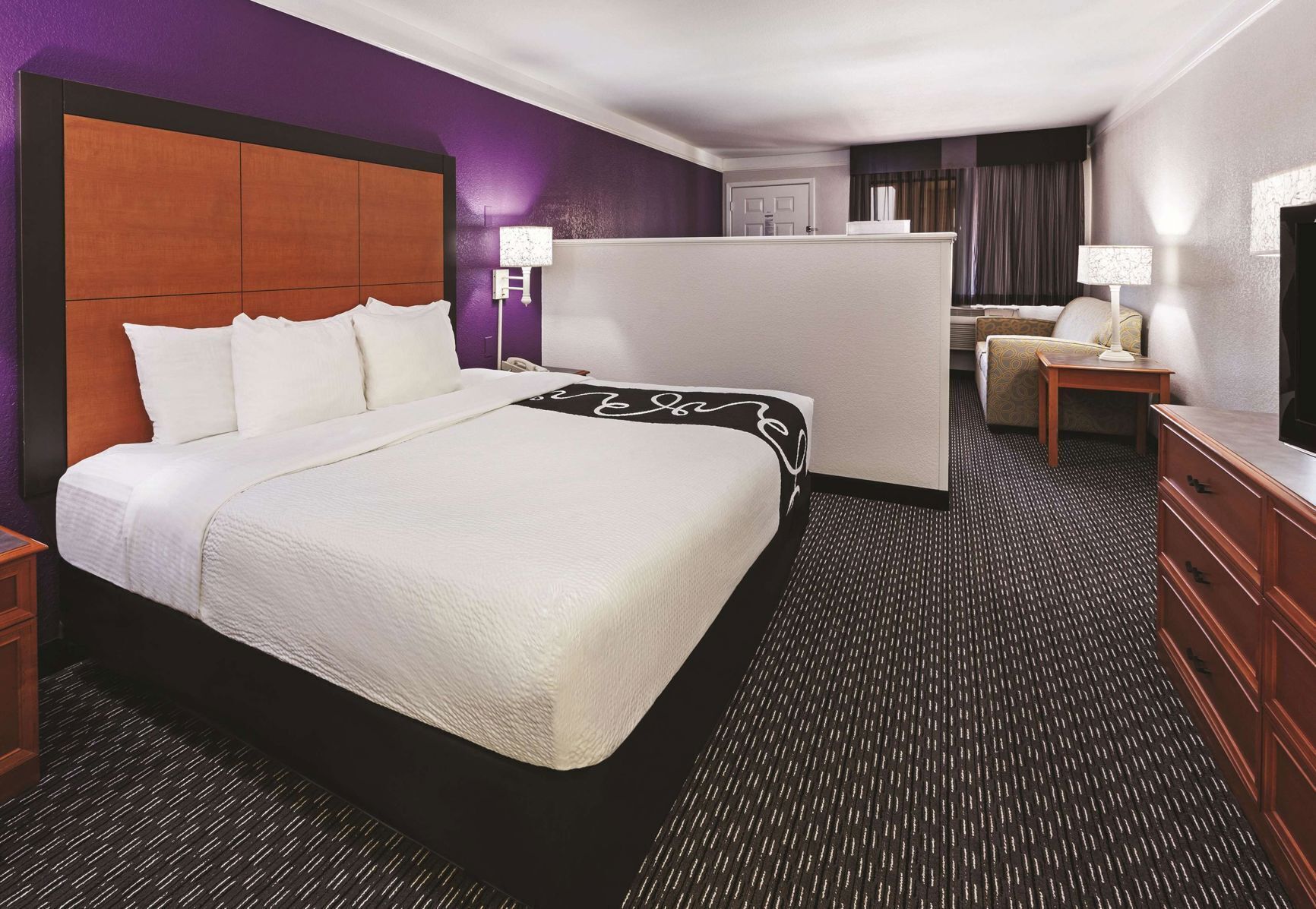Blackout curtains, iron/ironing board, free cots/infant beds, free WiFi
