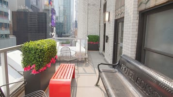 Suite (Thomas Edison) | Sengetøy av topp kvalitet, dundyner og senger med overmadrass