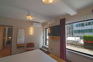Premium bedding, down comforters, pillowtop beds, in-room safe