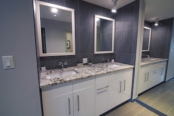 Eco-friendly toiletries, hair dryer, towels at Hotel Edison Times Square