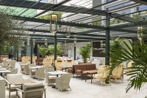 Terrace/patio - EVOLUTION Cascais-Estoril Hotel (Cascais)