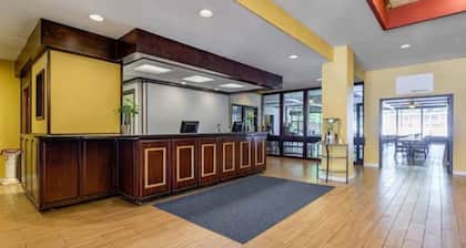 Inn at Lebanon - Hershey & Manheim area