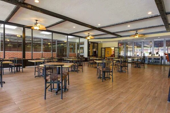 Desayuno buffet incluido todos los días