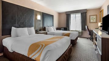 Premium bedding, in-room safe, desk, laptop workspace