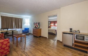 1 bedroom, in-room safe, desk, laptop workspace