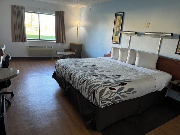 Suite, 1 King Bed with Sofa bed, Non Smoking | 1 bedroom, in-room safe, desk, laptop workspace