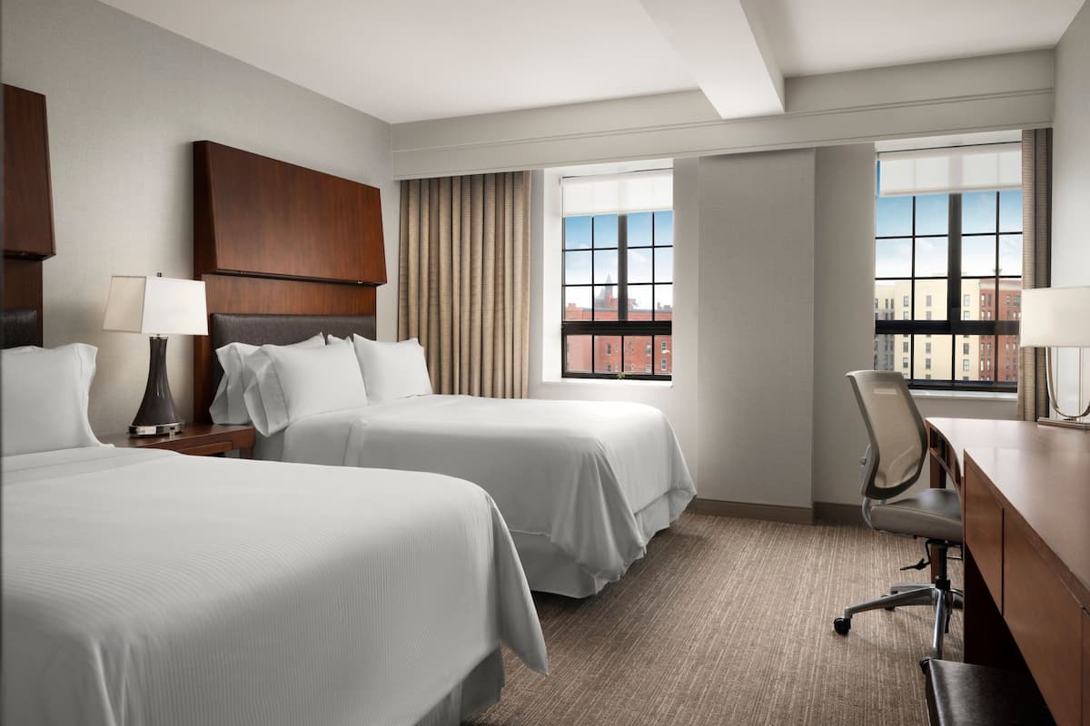 1 bedroom, premium bedding, in-room safe, desk