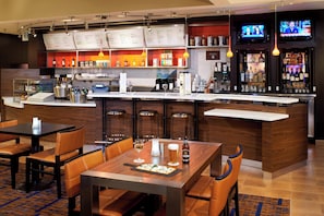 Bar (on property) - Courtyard by Marriott Chicago Arlington Heights / South (Arlington Heights)