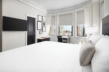 Standard Room, 1 King Bed | Egyptian cotton sheets, premium bedding, down comforters, pillowtop beds at The Gregorian