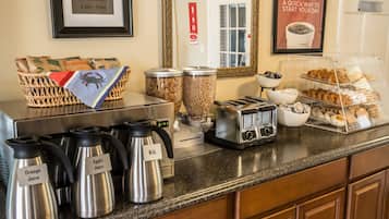 Free daily continental breakfast