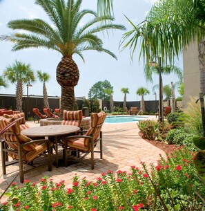 Outdoor pool - Hampton Inn Baton Rouge - I-10 & College Dr. (Baton Rouge)