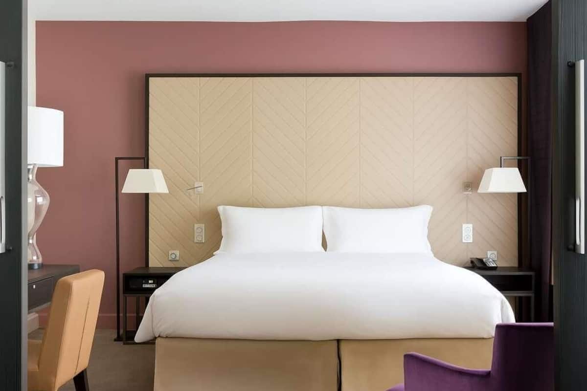 Suite, City View (Prestige) | Premium bedding, down comforters, pillowtop beds, minibar