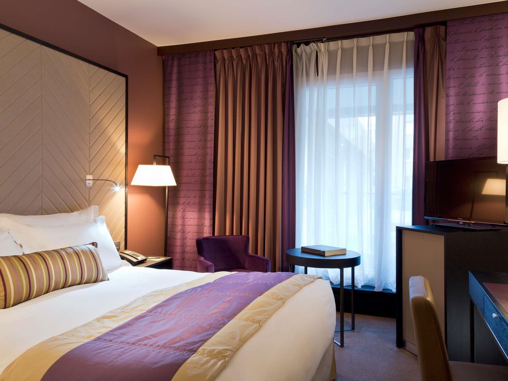 Superior Room, Garden View | Premium bedding, down comforters, pillowtop beds, minibar