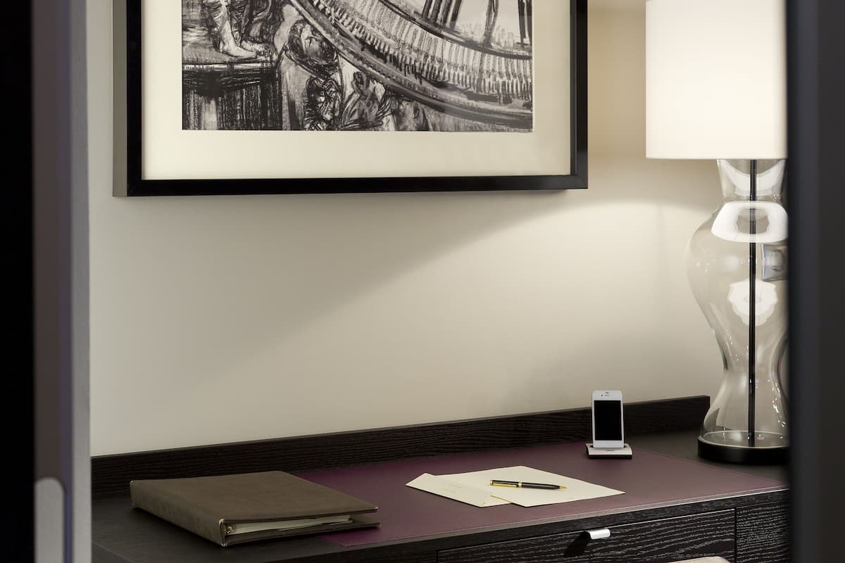 Room amenity