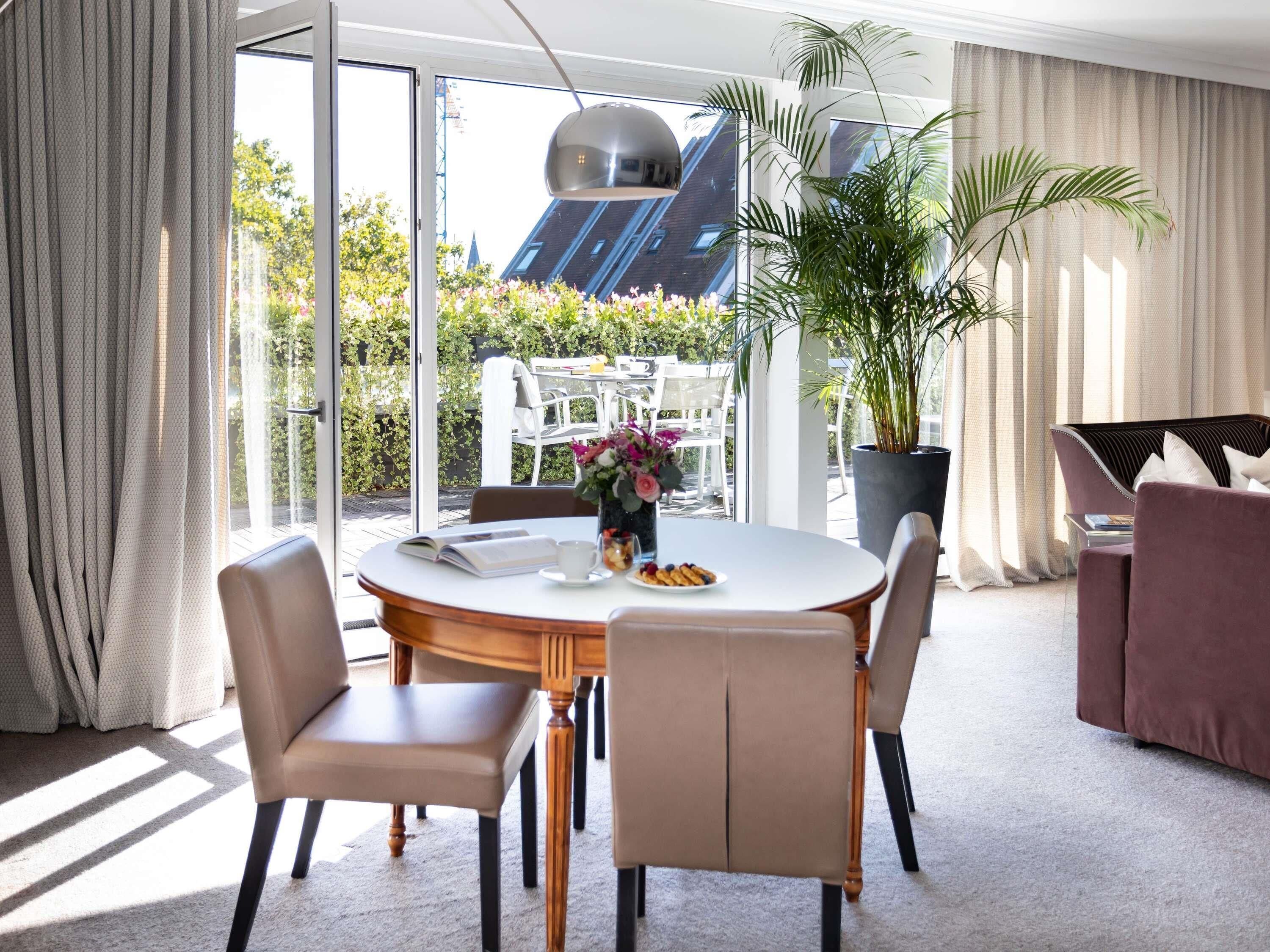 Suite, 2 Bedrooms, Balcony, City View (Imperiale) | Premium bedding, down comforters, pillowtop beds, minibar