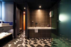 TRIBE Apartment, 1 Double Bed | Premium bedding, pillowtop beds, in-room safe, desk - TRIBE Den Haag Centraal (The Hague)