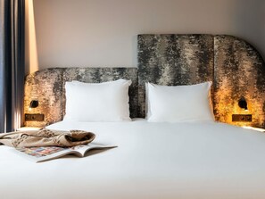 Apartamento, 1 cama doble | Ropa de cama de alta calidad y colchones con acolchado adicional