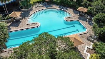 Outdoor pool, open 9:00 AM to 6:00 PM, pool umbrellas