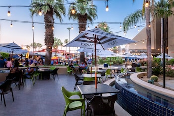 Bar (on property) at Hyatt Palm Springs