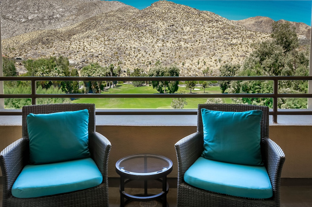 Hyatt Palm Springs by null
